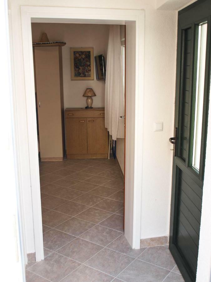 House Nataniel In Omis Near Sea Appartement Buitenkant foto